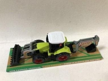 Tractor with agricultural machinery