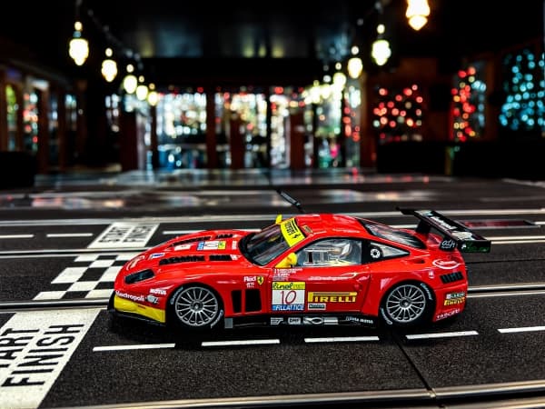 Carrera 20023974 DIGITAL 124 Auto Ferrari 575 GTC No.10 (20023974)