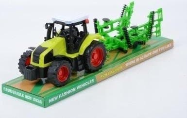 Tractor with agricultural machinery