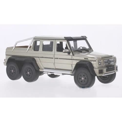 Monterade miniatyrer - Mercedes AMG G 63 6x6 guld 1/24 Welly