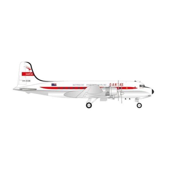 Monterade miniatyrer - Qantas Douglas DC-4 - VH-EDB Norfolk Trader 1/200 Herpa