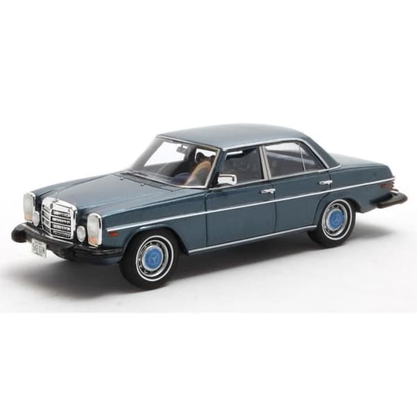 Monterade miniatyrer - Mercedes 300 D W115 USA Metallic blue 1976 1/43 Matrix