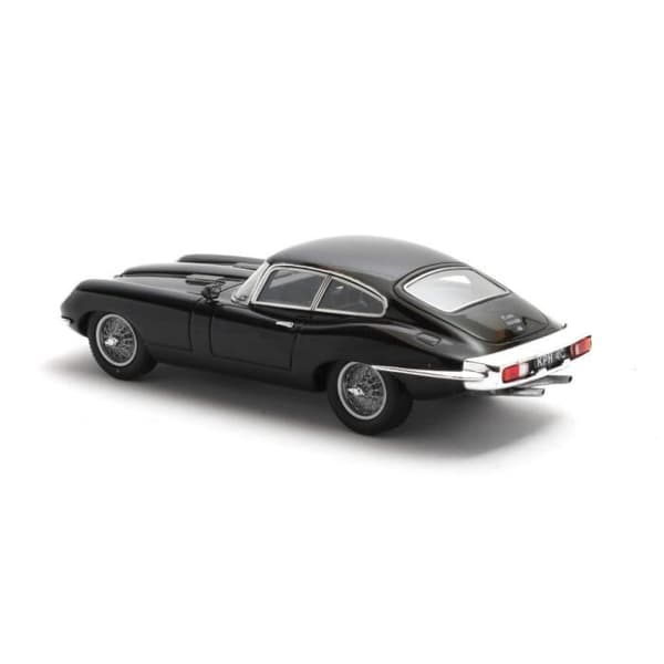 Miniatyrer monterade - Matrix - Jaguar Type E Coombs Frua - Limited edition 120 stycken - 1964 - 1/43