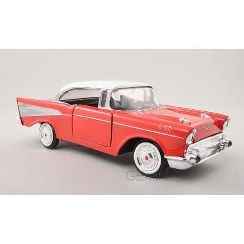 Miniatyrer monterade - Motormax - Chevrolet Bel Air 1957 - Röd/Vit - 1/24 - För vuxna
