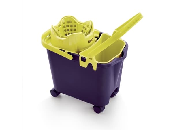 Rectangular bucket on wheels 14 ltr with squeezer and Mery cartridge