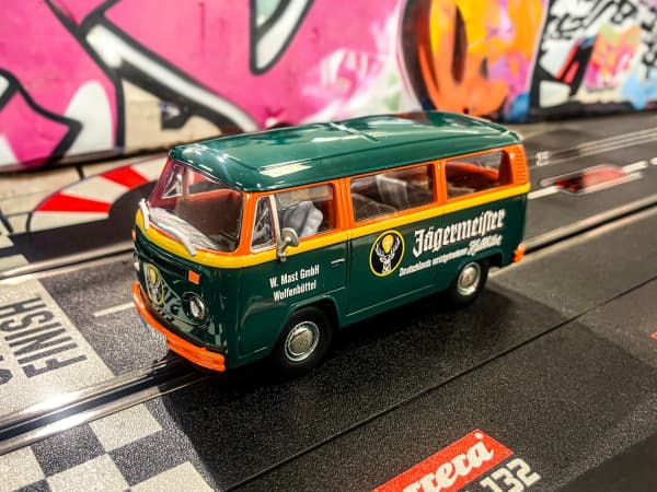Carrera Carrera Digital 132 20032034 VW Bus T2b Jägermeister