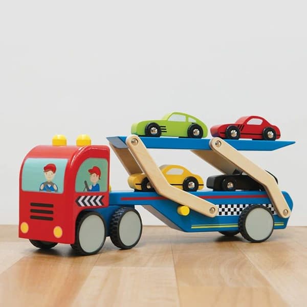 Le Toy Van - Racerbilstransportbil - JH PRODUKTER