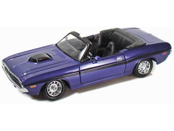 Maisto 31264-PU, Sportsbil, 1:24, 1970 Dodge Challenger R/T, Gutt/Jente, Fiolett