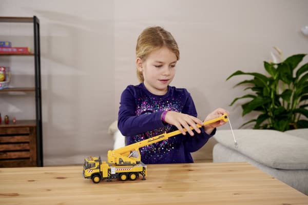 Majorette Volvo Kranlastbil 22 cm