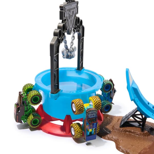 Monster Jam 1:64 Mud Blasters Dunk Tank Playset