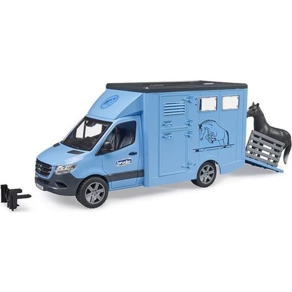 Mercedes Benz Sprinter lastbil med häst