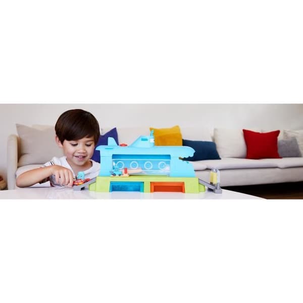 Disney+ Cars On the Road-lekset - Undervattensbiltvätt - MATTEL - Färgväxlare - från 3 år och uppåt