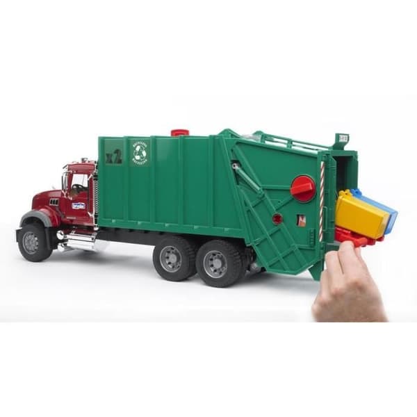MACK Granit sopbil - BRUDER - Med soplyftsystem - 2 papperskorgar - Grön