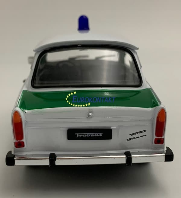TRABANT 601 Polizei POLICE modell 24037GP metall Welly 1:24