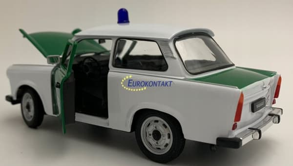 TRABANT 601 Polizei POLICE modell 24037GP metall Welly 1:24