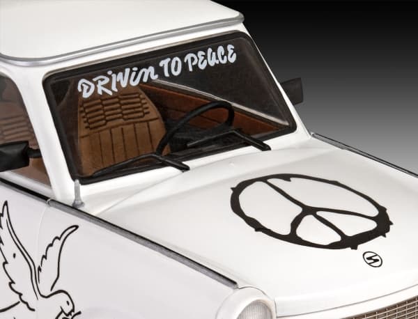 Revell 07713 Trabant 601S Builders Choice Bilmodel byggesæt 1:24