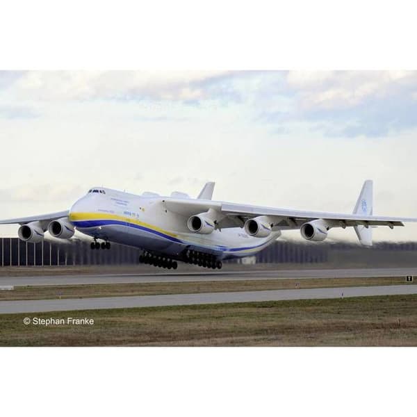 Antonov An-225 Mrija flygplansmodell - REVELL - Skala 1/144 - Interiör