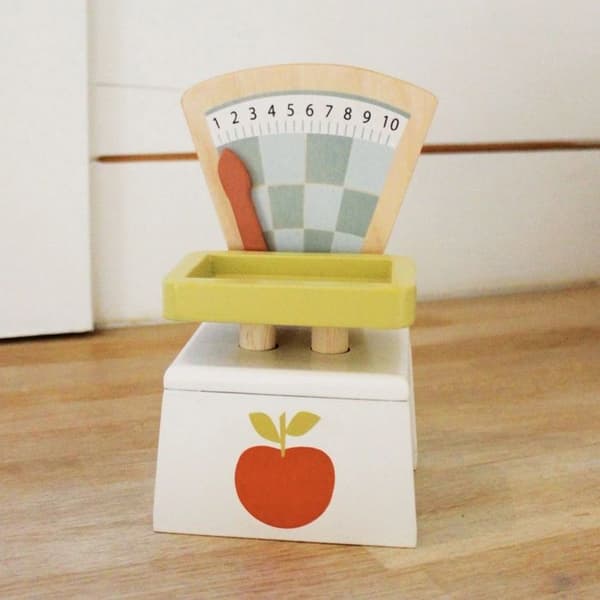 Tender Leaf Toys - Trämarknadsvåg - DAM