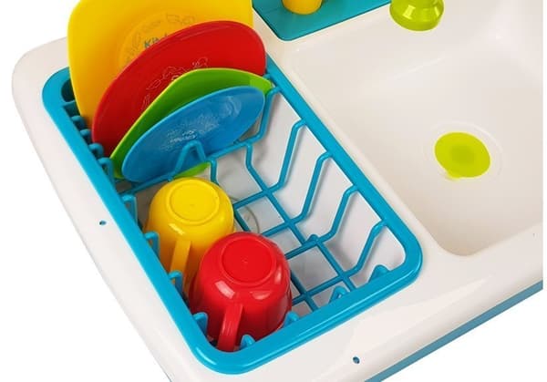 En vask med komfur til at lege køkkenet med vand
