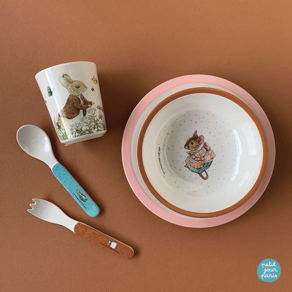 Rosa Peter Rabbit servisset - Peter Rabbit - 5 delar - Ergonomiska kanter - Lämplig för små händer