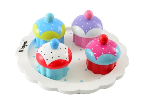 Muffins i trä på tallrik