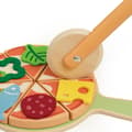 Miniatyrbild 5 av 7: Classic World Pizzaugn med tillbehör - Lekmat i trä