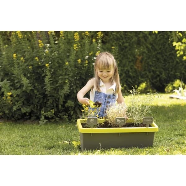 Smoby Jardinere Eden Garned 20L: Spade + Rake + Plant + 4 tallrikar