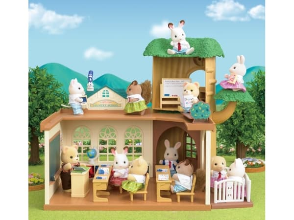 Sylvanian Families Country Tree School