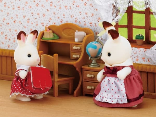 Sylvanian Families Chocolate Rabbit Sister with Desk