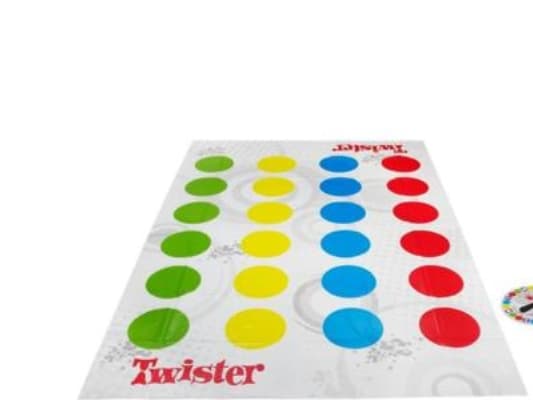 Hasbro Gaming 98831398, Sällskapsspel Twister, 6 År