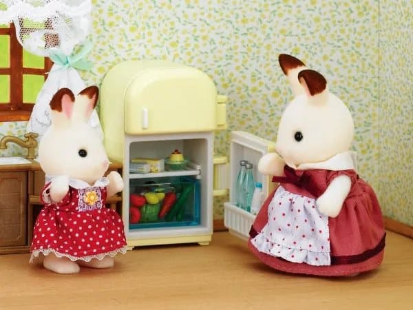 Sylvanian Families Chocolate Rabbit Mother Set