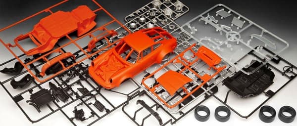 1:24 Revell 05669 Jaegermeister Motor Sport 50th Ann. Porsche - lahjasetti muovisetti
