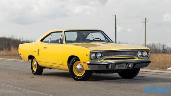 Revell Model Kit Plymouth Road Runner 1970 / Skala 1:24