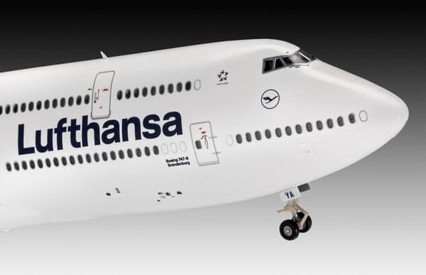 Revell 03891 Boeing 747-8 Lufthansa New Livery Aircraft (samlesæt) 1:144