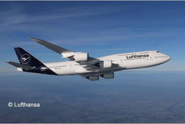 Revell 03891 Boeing 747-8 Lufthansa New Livery Aircraft (samlesæt) 1:144