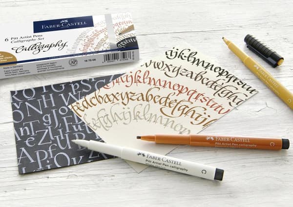 Faber Castell FC-167508 Pitt Artist Pen Kalligrafi Sæt 8 penne