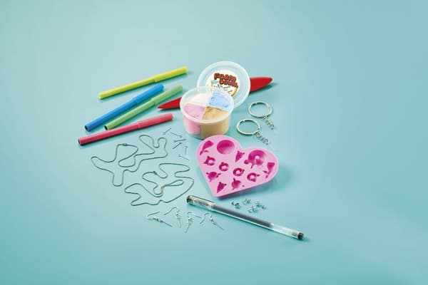 Totum Sweet Charm Factory, Modelleringsleire, Flerfarget, Barn, 360 - 480 min, 5 år, Jente