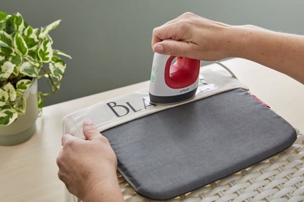 Cricut Joy Smart Iron-On - sort - 14x60cm