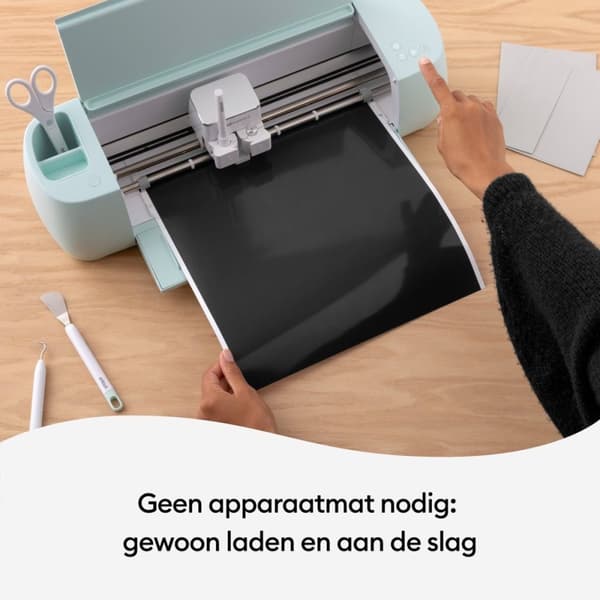 Cricut Smart Label - skrivbar vinyl - permanent - svart - 33x91cm