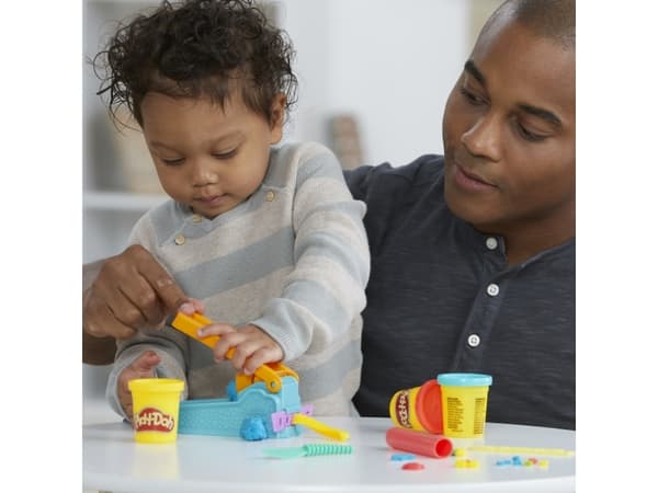 Play-Doh Fun Factory Starter Set