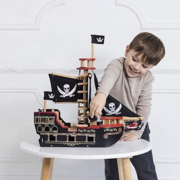 Barbarossa Piratskepp med Figurer Le Toy Van