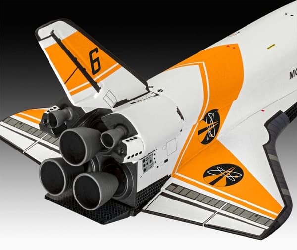 1:144 Revell 05665 James Bond 007 - Moonraker - Presentset Plast Model Kit