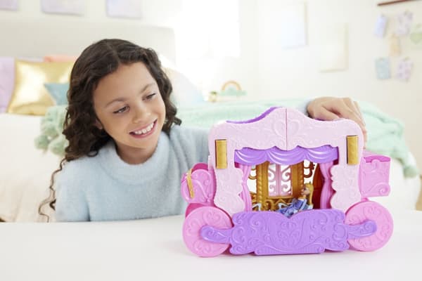 Disney Princess Vogn & Slott Lekesett