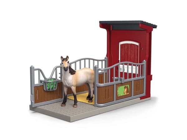 Schleich Ponybox with mustang mare