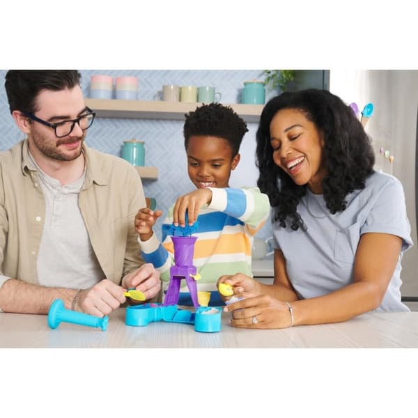 Kinetic Sand Soft Ice Cream Playset