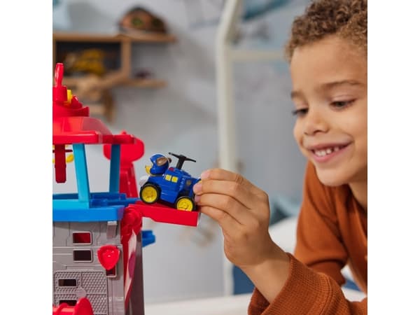 Paw Patrol Air Rescue Pup Squad Airport Playset
