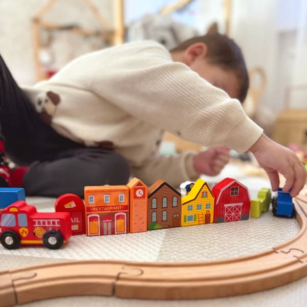 TOOKY TOY Puinen rakennusten ja hahmojen sarja Kaupunki