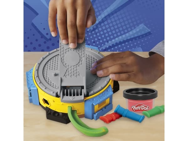 Play-Doh Hulk Smash & Squish