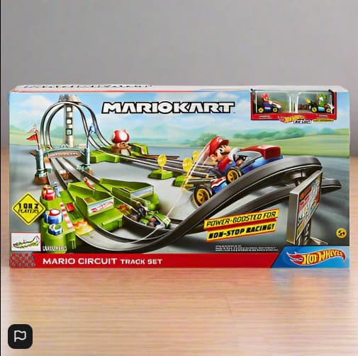 Hot Wheels Mario Kart Circuit Track Set with 1:64 Scale Die-Cast Cars Yoshi And Mario