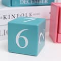 Miniatyrbillede 3 af 4: INF Trækalender Evigvarende Skrivebordsdekoration Blå